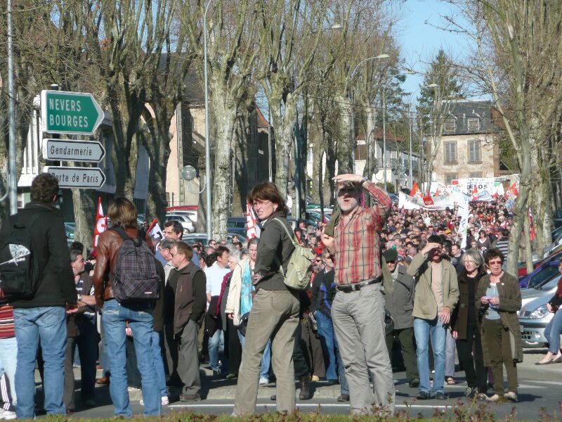 Manif 2 19 03 09