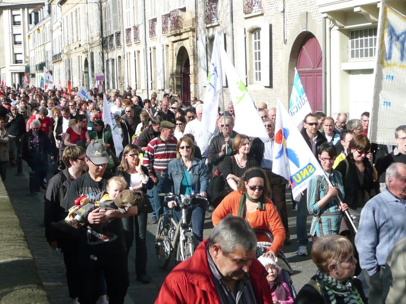 23 03 10 manif moulins (24)