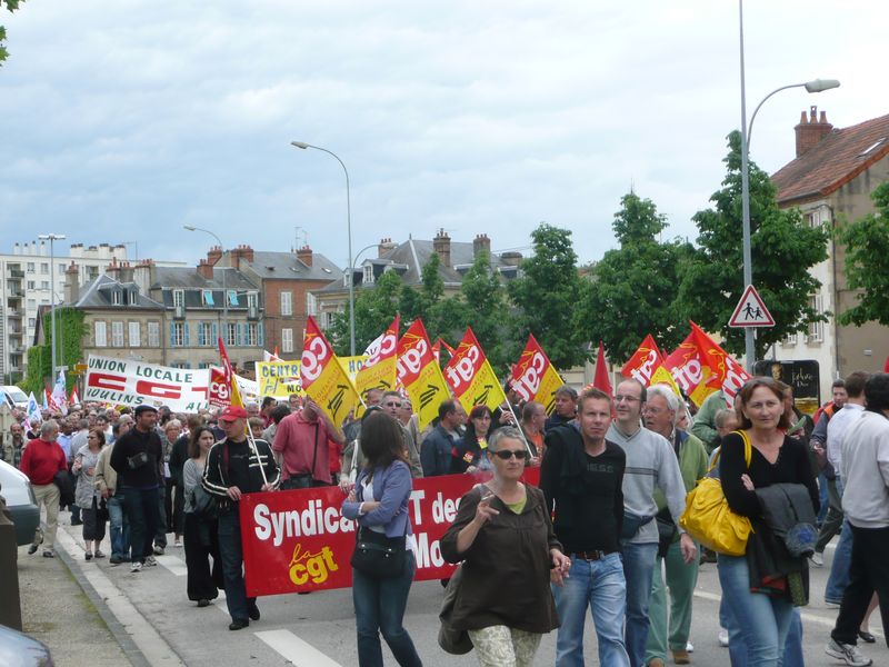 27 05 10 manif moulins retraites (14)