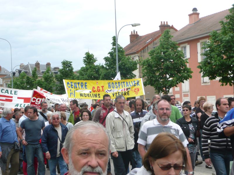 27 05 10 manif moulins retraites (16)