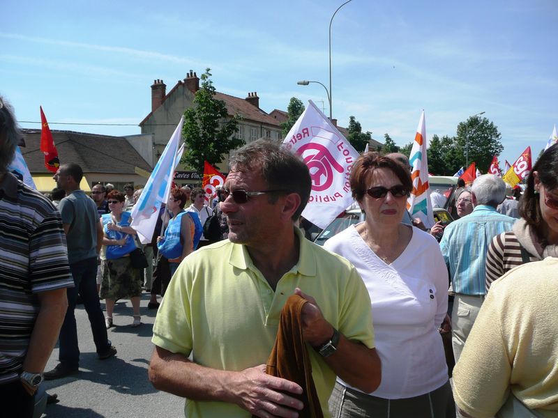 Manif retraites moulins 24 6 10 (34)