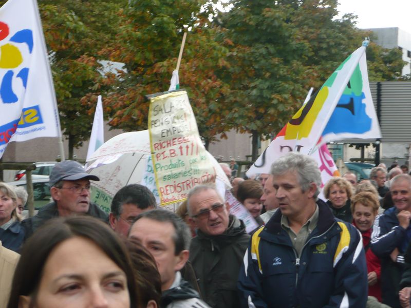 16 10 10 manif moulins retraites (42)