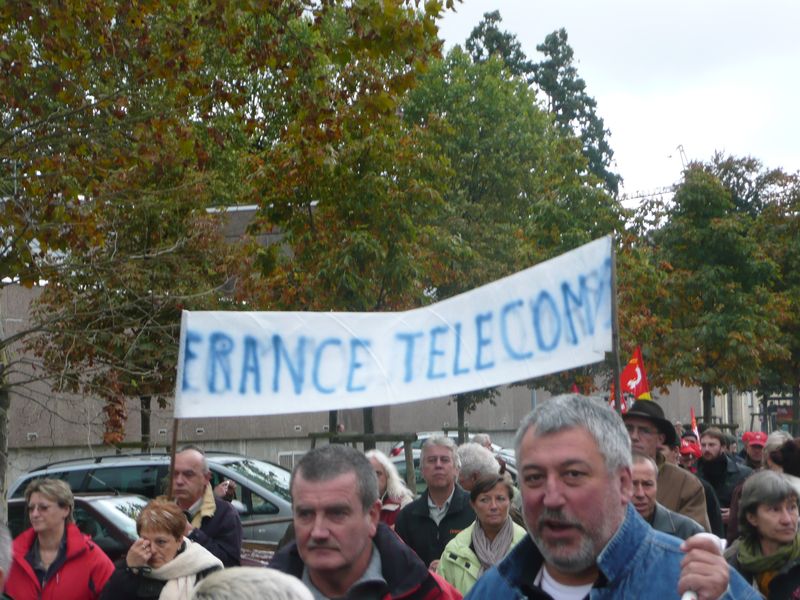 16 10 10 manif moulins retraites (39)