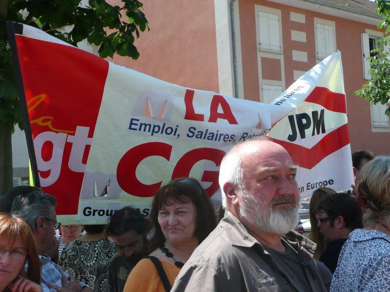 Manif retraites moulins 24 6 10 (16)