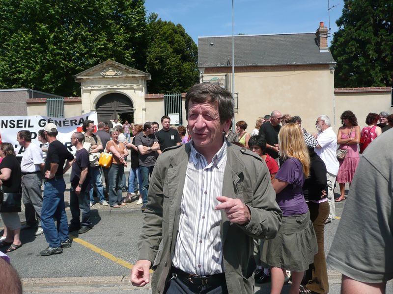 Manif retraites moulins 24 6 10 (30)