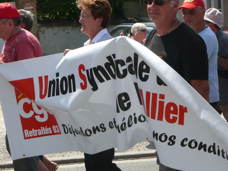 Manif retraites moulins 24 6 10 (59)