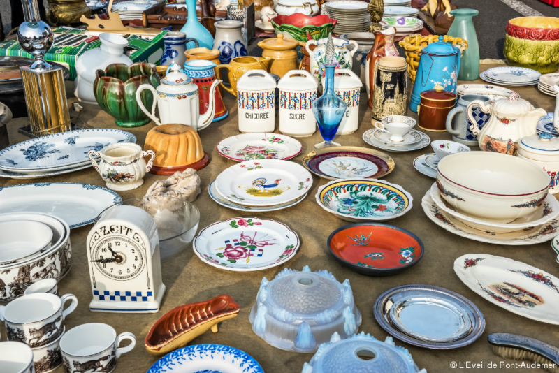 Brocante-Fotolia[1]